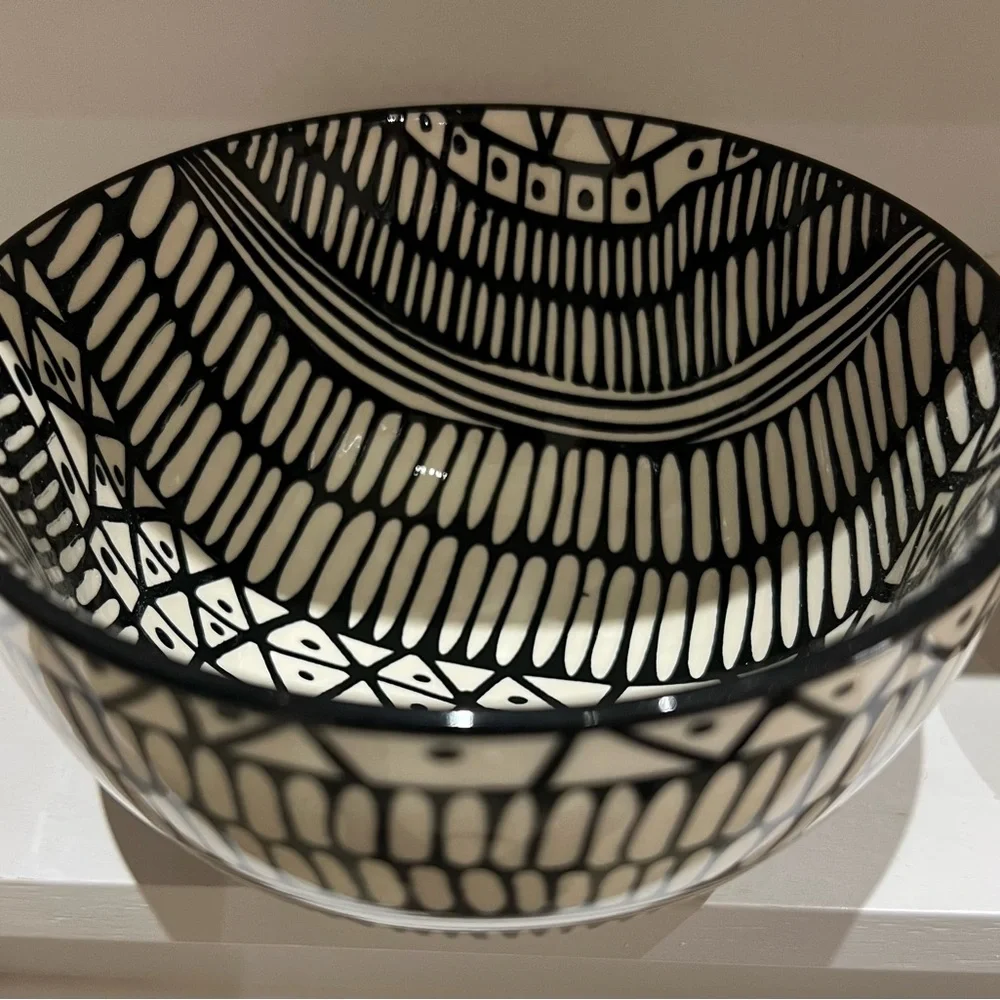 SHORT ST_ORIES Geometric Black and White Ceramic Bowl Set of 3  Price: $25.00 - Picture 5 of 8